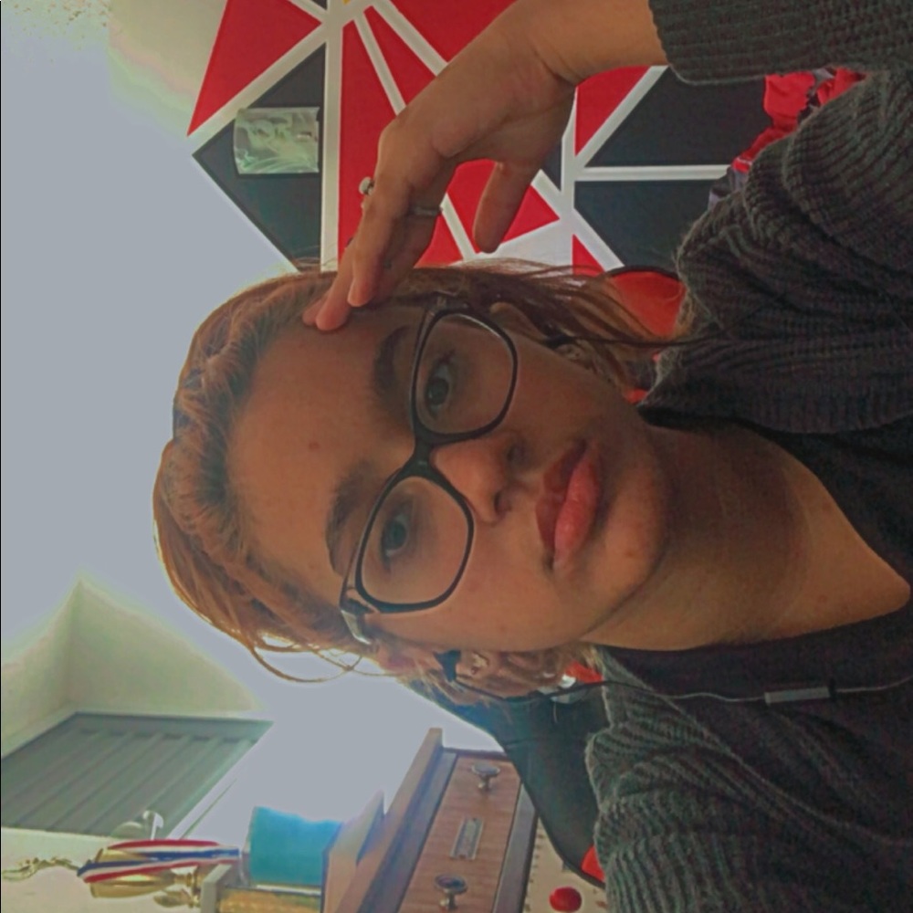 Meet your Posher, Naye